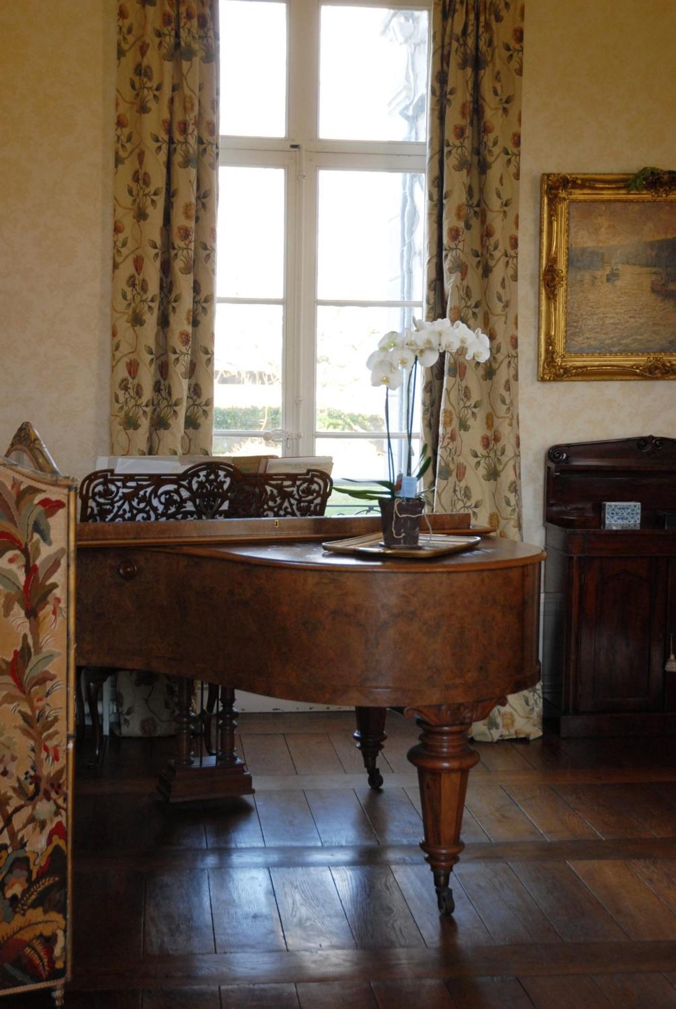 Chambres D'Hotes Chateau De La Puisaye Верней-д'Авре-ет-д'Ітон Екстер'єр фото