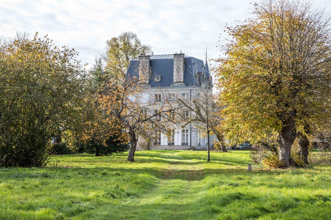 Chambres D'Hotes Chateau De La Puisaye Верней-д'Авре-ет-д'Ітон Екстер'єр фото