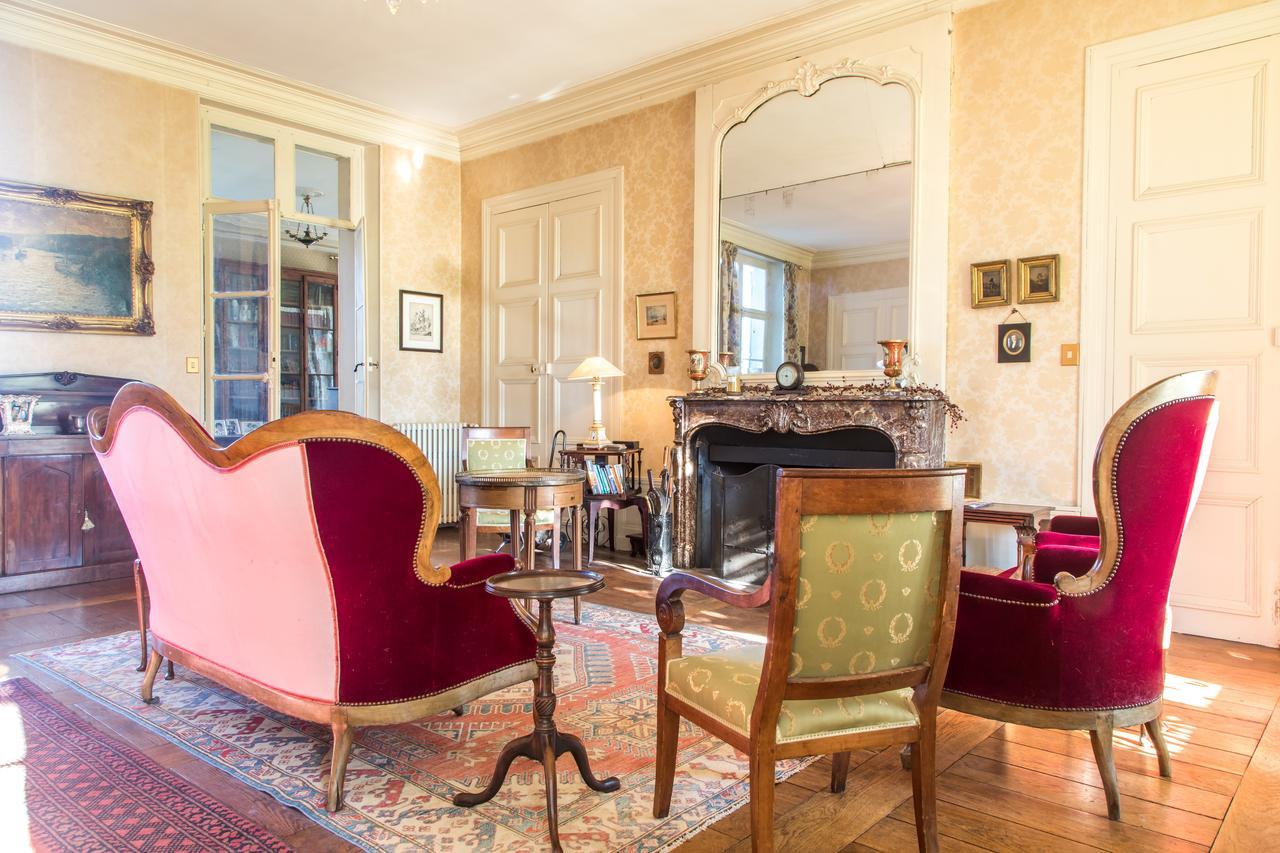 Chambres D'Hotes Chateau De La Puisaye Верней-д'Авре-ет-д'Ітон Екстер'єр фото